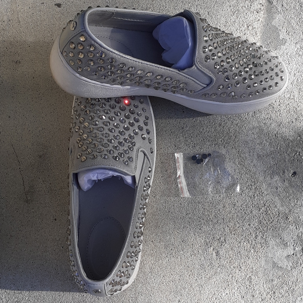 Women's slip-on sneakers